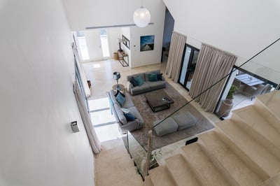 Luxury Villa Photo #17