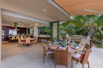 Luxury Villa Photo #20