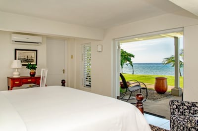 Luxury Villa Photo #27