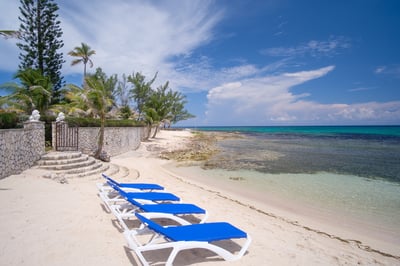 Luxury Villa Photo #9