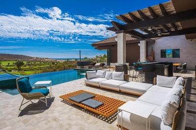 Luxury Villa Photo #16