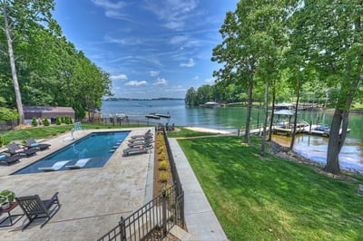 Luxury Villa Photo #7