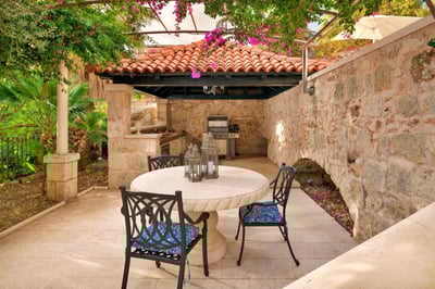 Luxury Villa Photo #7