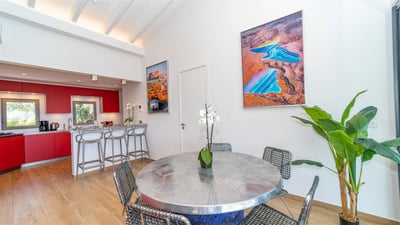 Kitchen & Dining Area