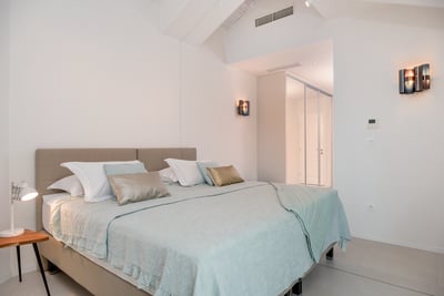 Luxury Villa Photo #49