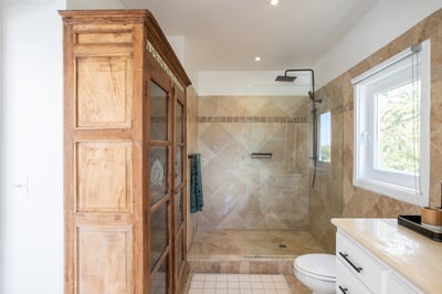 Luxury Villa Photo #46