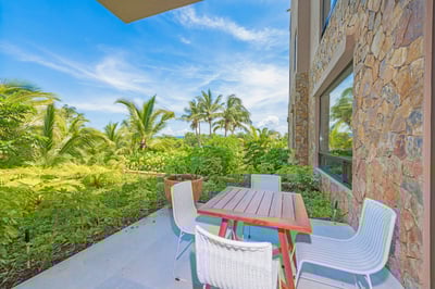 Luxury Villa Photo #18
