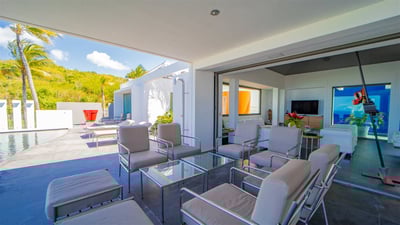 Luxury Villa Photo #24