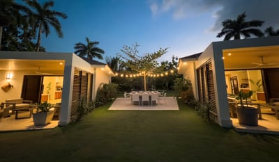 Luxury Villa Photo #30