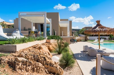Luxury Villa Photo #11