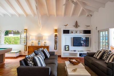 Luxury Villa Photo #22