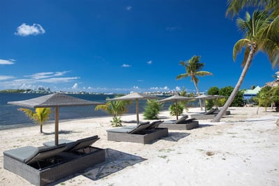 Luxury Villa Photo #9