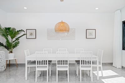 Luxury Villa Photo #19