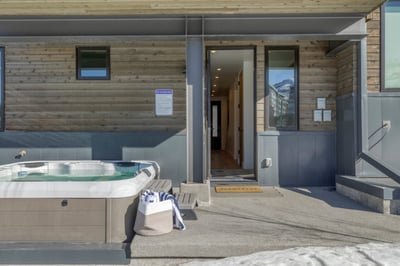 Luxury Villa Photo #23