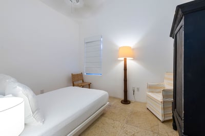 Luxury Villa Photo #27