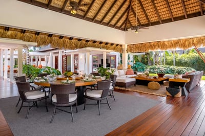 Luxury Villa Photo #12