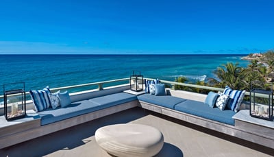 Luxury Villa Photo #4