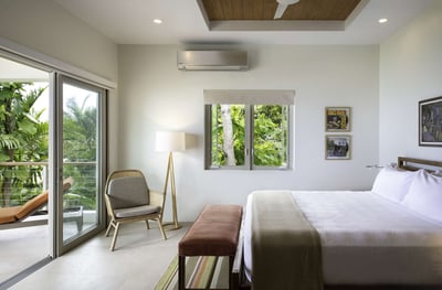 Luxury Villa Photo #30