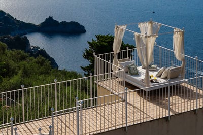 Luxury Villa Photo #21