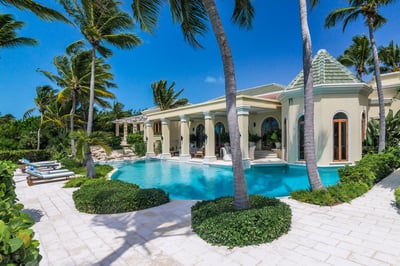 Luxury Villa Photo #9