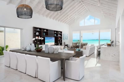Luxury Villa Photo #25