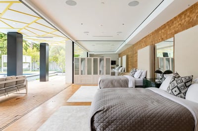 Luxury Villa Photo #42