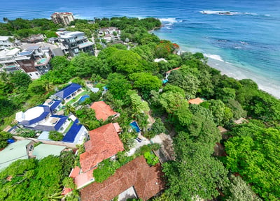 Luxury Villa Photo #3