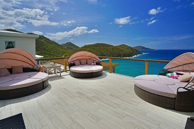 Luxury Villa Photo #13