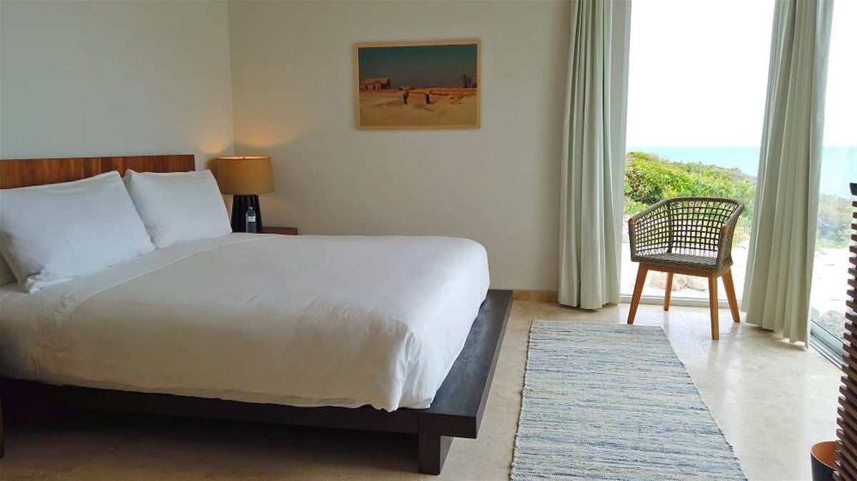 Three Bedroom Oceanfront Coral Villa villa rental - 13