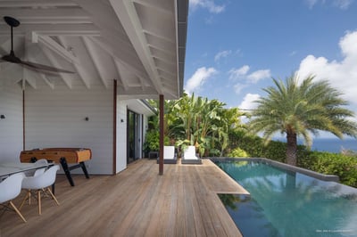 Luxury Villa Photo #3
