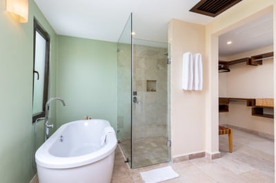 Luxury Villa Photo #59