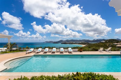 Luxury Villa Photo #4