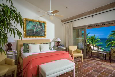 Luxury Villa Photo #17