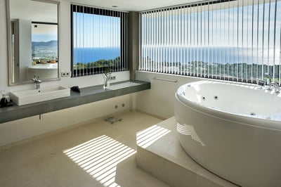 Luxury Villa Photo #28