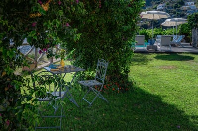 Luxury Villa Photo #8