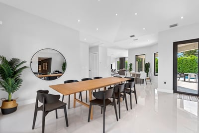 Luxury Villa Photo #19