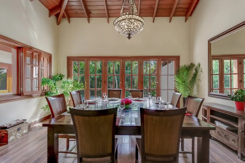 Tropical Oasis Villa