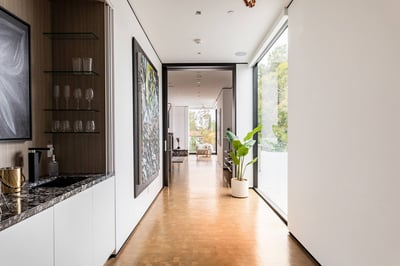 Luxury Villa Photo #25
