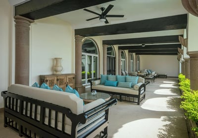 Luxury Villa Photo #23