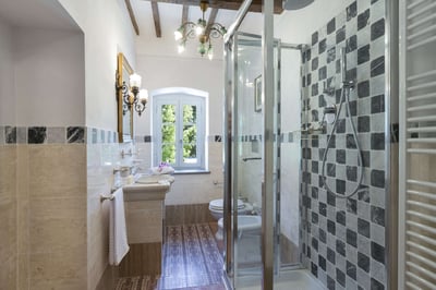 Luxury Villa Photo #42