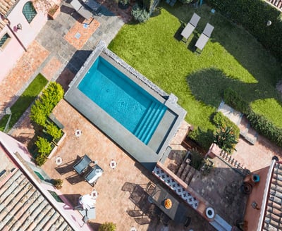 Luxury Villa Photo #3