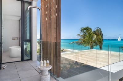 Luxury Villa Photo #41