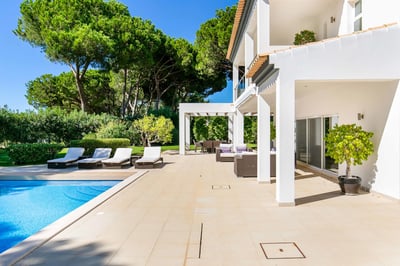 Luxury Villa Photo #5