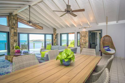Luxury Villa Photo #6