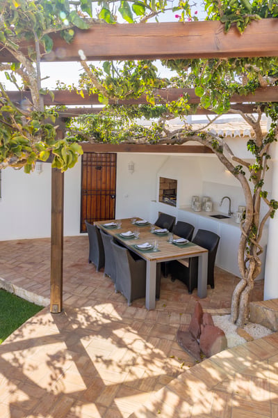 Luxury Villa Photo #11