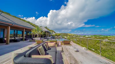 Luxury Villa Photo #14