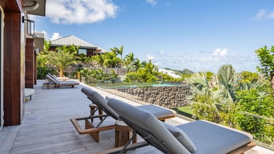 Luxury Villa Photo #12