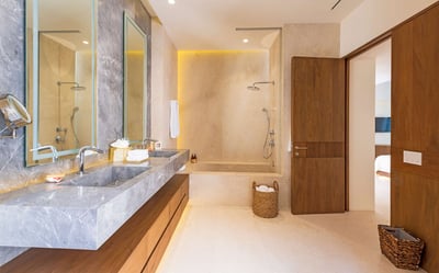 Luxury Villa Photo #46