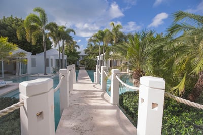 Luxury Villa Photo #23