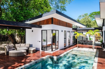 Luxury Villa Photo #2